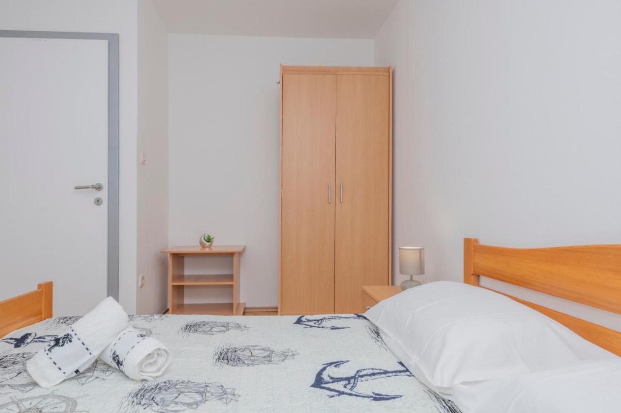 Apartments Zdravka Lokva Rogoznica Exteriér fotografie