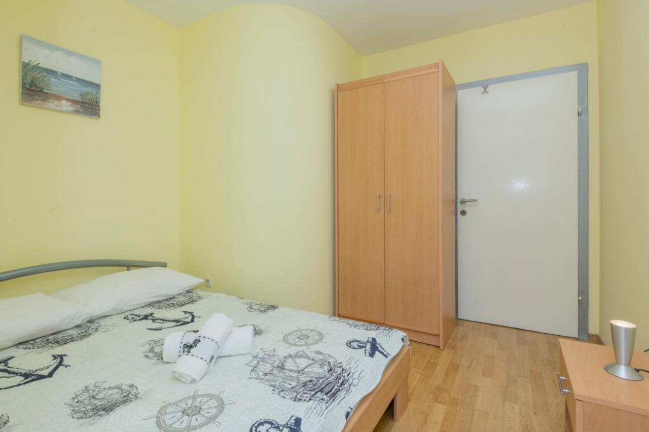 Apartments Zdravka Lokva Rogoznica Exteriér fotografie